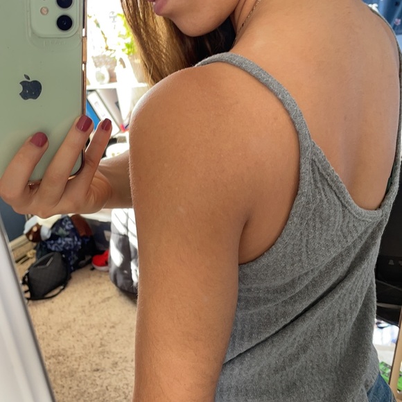 Triangle Button Up Tank - Picture 4 of 4